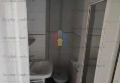 Apartament 4 camere DECOMANDAT , zona Viziru 3 - foto 4