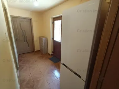 CASA NOUA 2 corpuri  Teren 300 mp, zona Chercea - foto 11