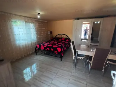 CASA NOUA 2 corpuri  Teren 300 mp, zona Chercea - foto 8