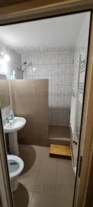 TOTUL NOU! Spatiu comercial, Calea Galati, balcon cu vitrina, SPATIOS! - foto 6