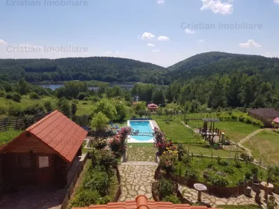 RATE Pensiune Superba*** 12 cam malul Lac Mocearu piscina - foto 10