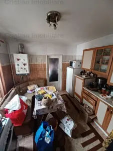 Casa Pretabila 2 familii, suprafata teren 290 mp, toate utilitatile, zona Centrala - foto 19