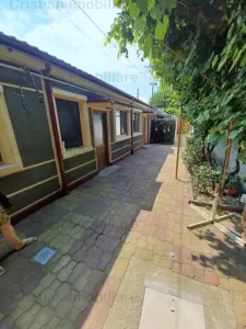 Casa Pretabila 2 familii, suprafata teren 290 mp, toate utilitatile, zona Centrala - foto 4