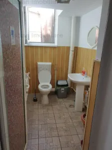 ARTERA PRINCIPALA ,2 Cladiri birouri P+1 si P+2 sup construita 1000 mp - foto 13
