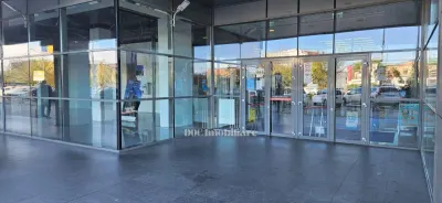 135 mp | Clinica/Showroom/Retail Premium | Comision 0 | Public Corporate - foto 2