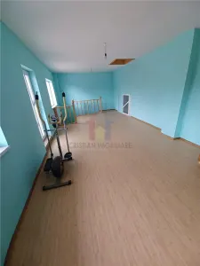 Vila P+2 Centru>Gradina Publica 286mpconstruiti din caramida cu 350mp teren - foto 8