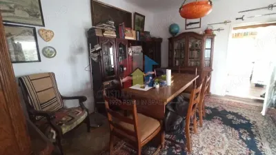 Casa centru istoric doua corpuri cladire 3 camere - foto 4