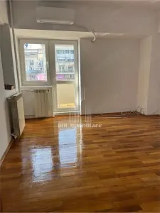 4 camere Birouri Unirii - Alba Iulia | 5 Balcoane | 103 mp | 2 bai - foto 4