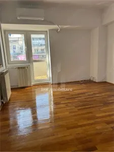 4 camere Birouri Unirii - Alba Iulia | 5 Balcoane | 103 mp | 2 bai - foto 5