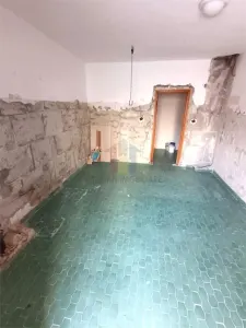 PARTER Ap 3 camere zona Dorobanti-Pta Mare, bloc finalizat1990 - foto 3