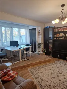 Vanzare 3 camere|Drumul Taberei|Parcare|1 minut metrou|Etaj1|Comision 0% - foto 3