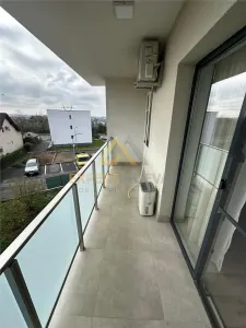 Apartament inchiriere bloc nou - foto 11