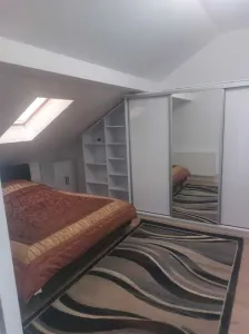 Inchiriez apartament 2 camere pe Str.Gheorghe Bilascu - foto 4
