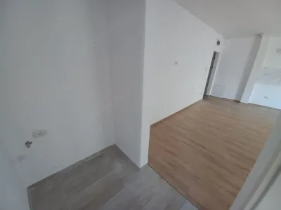 Etaj intermediar. Langa parc si Profi. Bucatarie inchisa. - foto 6