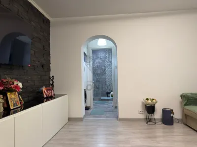 Apartament 2 camere zona Nord Ploiesti, parter, mobilat - foto 14