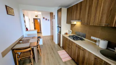 Apartament 3 camere renovat,mobilat modern, 169000 Euro - foto 3