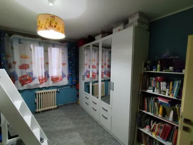 Apartament  3 camere Gemenii renovat 149000 Euro - foto 4