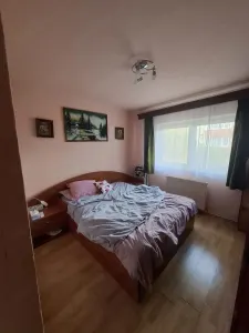 Apartament spatios 4 camere ,et 3 ,intretinut, Tractorul, 157000 Euro - foto 2