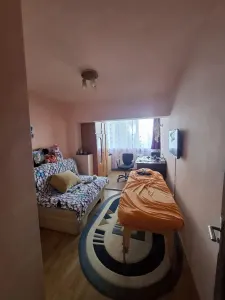 Apartament spatios 4 camere ,et 3 ,intretinut, Tractorul, 157000 Euro - foto 3