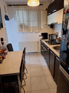 Apartament 2  camere Calea Bucuresti,etaj 2,renovat,115000 Euro - foto 4