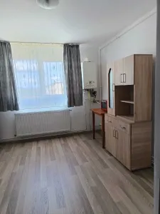 Garsoniera Bartolomeu,Lanii,mobilata-utilata,40000 Euro - Brasov