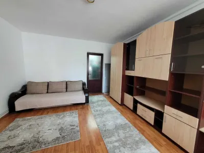 Garsoniera Centrul Nou, renovata,mobilata-utilata, vedere superba,84500 Euro - foto 2