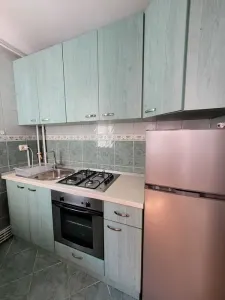 Garsoniera Centrul Nou, renovata,mobilata-utilata, vedere superba,84500 Euro - foto 5