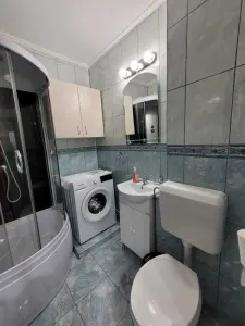 Garsoniera Centrul Nou, renovata,mobilata-utilata, vedere superba,84500 Euro - foto 6