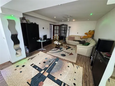 Apartament decomandat în Cr. Vivu - Bistrita