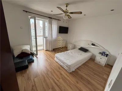 Apartament decomandat în Cr. Vivu - foto 6
