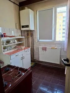 Gheorghe Lazar, apartament 2 camere, decomandat, centrala proprie - foto 3