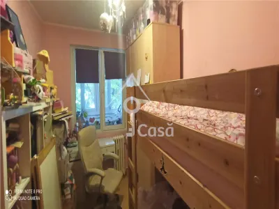 Apartament 4 camere, 2 bai, 5 minute de metrou Ap.Patriei - foto 9
