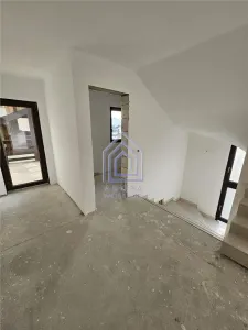 Casa noua  , moderna, zona rezidentiala. - foto 11