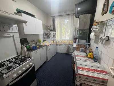 Apartament 2 camere in Ploiesti, zona Democratiei. - foto 12