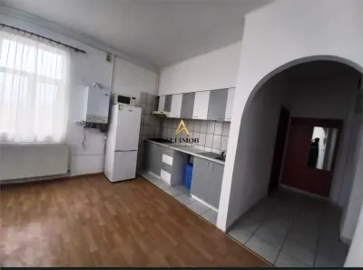 Apartament 2 camere in Ploiesti, zona centrala - foto 4
