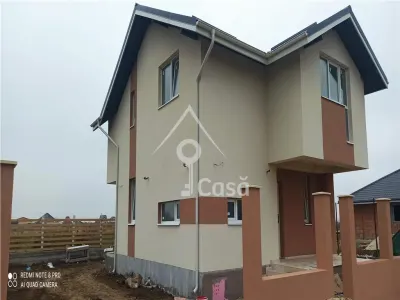 Vila cocheta, constructie sigura, 4 camere luminoase si 250 mp curte - foto 8