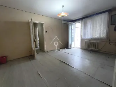 DE RENOVAT SECUILOR PIATA SUDULUI - foto 4
