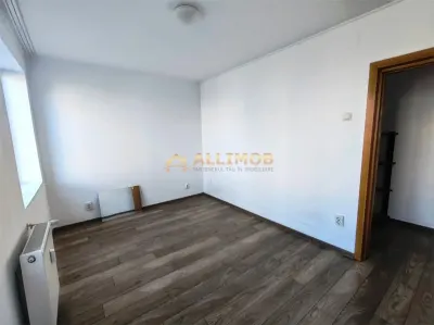 Apartament 2 camere in Ploiesti, zona ultracentrala - foto 4
