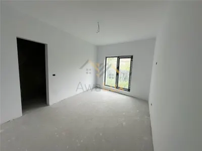 Apartament de vanzare, 3 camere cu gradina proprie, str. Alba Iulia - foto 4