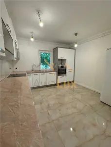 Apartament 3 camere de vanzare, str. Marasesti - foto 2