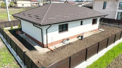 Casa Valea Lupului Popas Pacurari,Incalzire pardoseala,Asfalt - foto 4