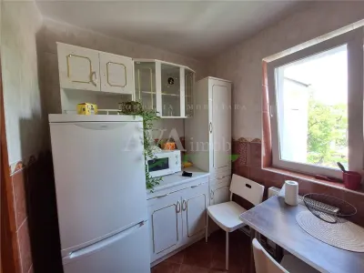 Apartament 3 camere semidecomandate etaj 3,Banca Nationala - foto 4