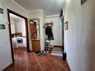 Apartament 3 camere semidecomandate etaj 3,Banca Nationala - foto 7