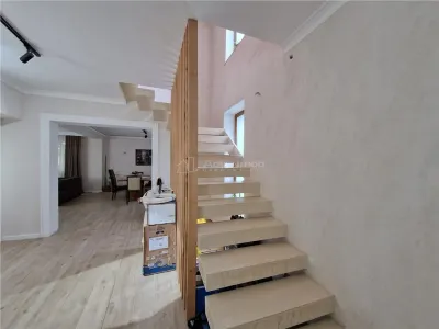 Casa P+E+M, eleganta, pretabila - clinica, gradinita, locuinta - zona Amaradia - foto 5
