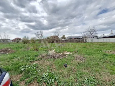 Teren intravilan 800 mp, zona Serbanesti, - foto 3