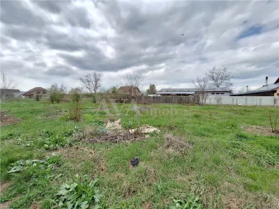 Teren intravilan 800 mp, zona Serbanesti, - foto 4