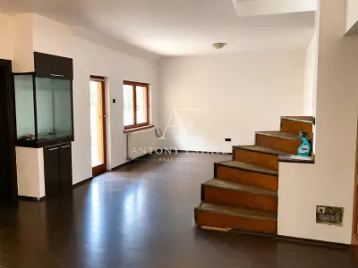 Antony Estate | Casa pentru muncitori, de inchiriat - Zona 22 Decembrie - Oradea - Oradea