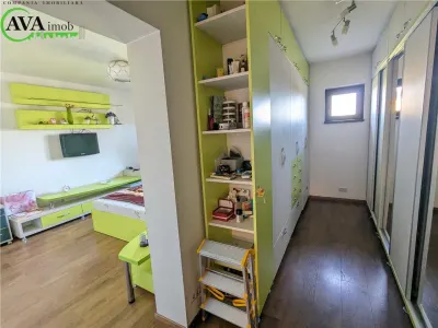 Vila P+1+M, 350 mp, 6 camere, teren 1947 mp, zona Nicolae Balcescu Sarata - foto 11