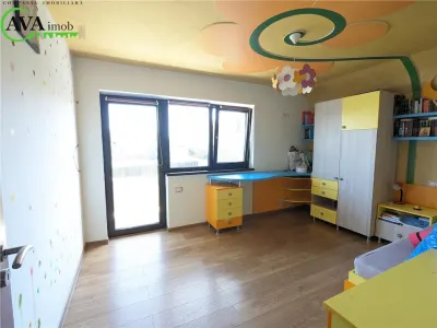Vila P+1+M, 350 mp, 6 camere, teren 1947 mp, zona Nicolae Balcescu Sarata - foto 22