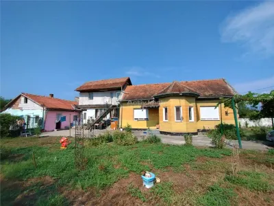 Caransebes, Casa cu Teren de 585 Mp, Zona Sesu Rosu - foto 17
